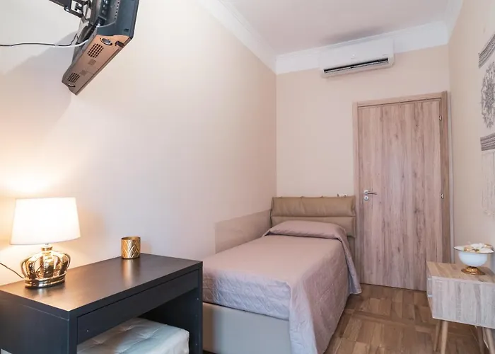Royal - Elegante Nel Cuore Di 3*